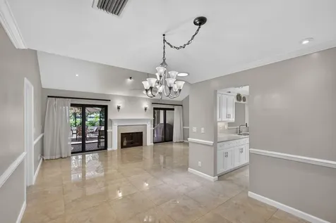 65 Balfour Road E Palm Beach Gardens FL 33418