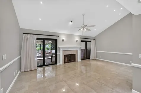 65 Balfour Road E Palm Beach Gardens FL 33418