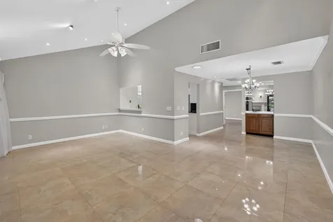 65 Balfour Road E Palm Beach Gardens FL 33418