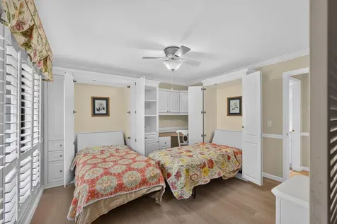 65 Balfour Road E Palm Beach Gardens FL 33418