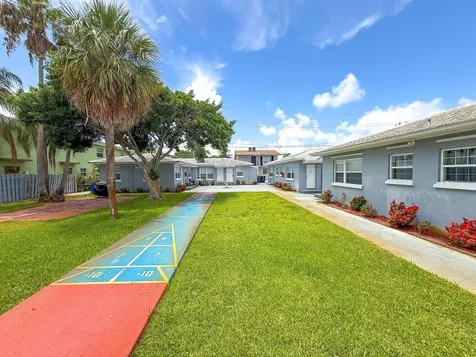 1001 S Federal Highway Lake Worth Beach FL