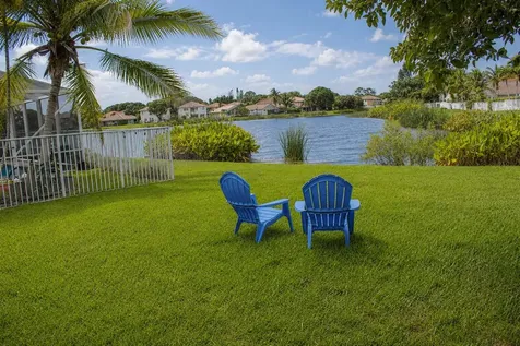 6461 Willoughby Circle Lake Worth FL 33463