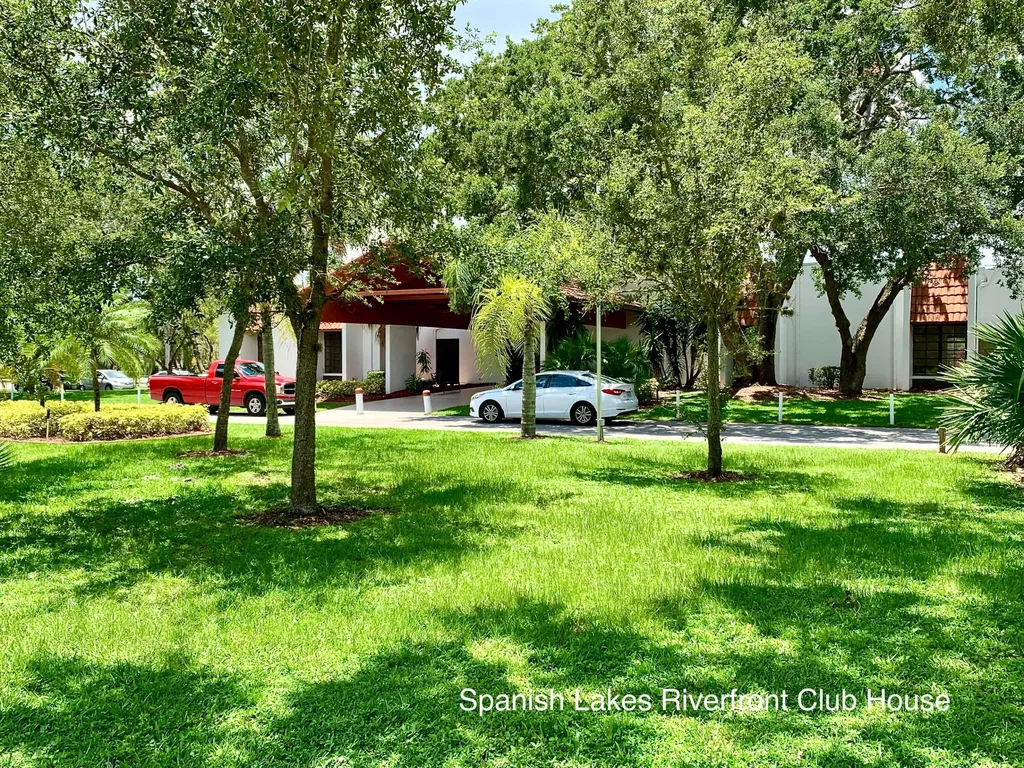 12 Juan Carlos Lane Port St Lucie FL 34952