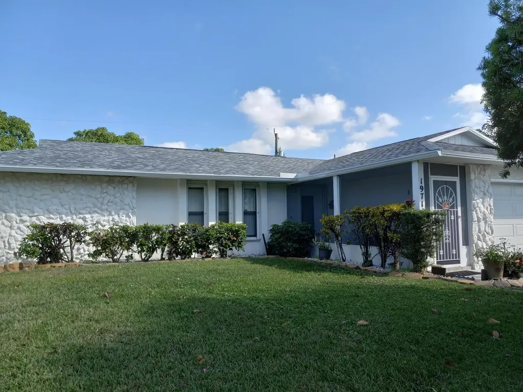 1971 SE Fallon Drive Port St Lucie FL 34983