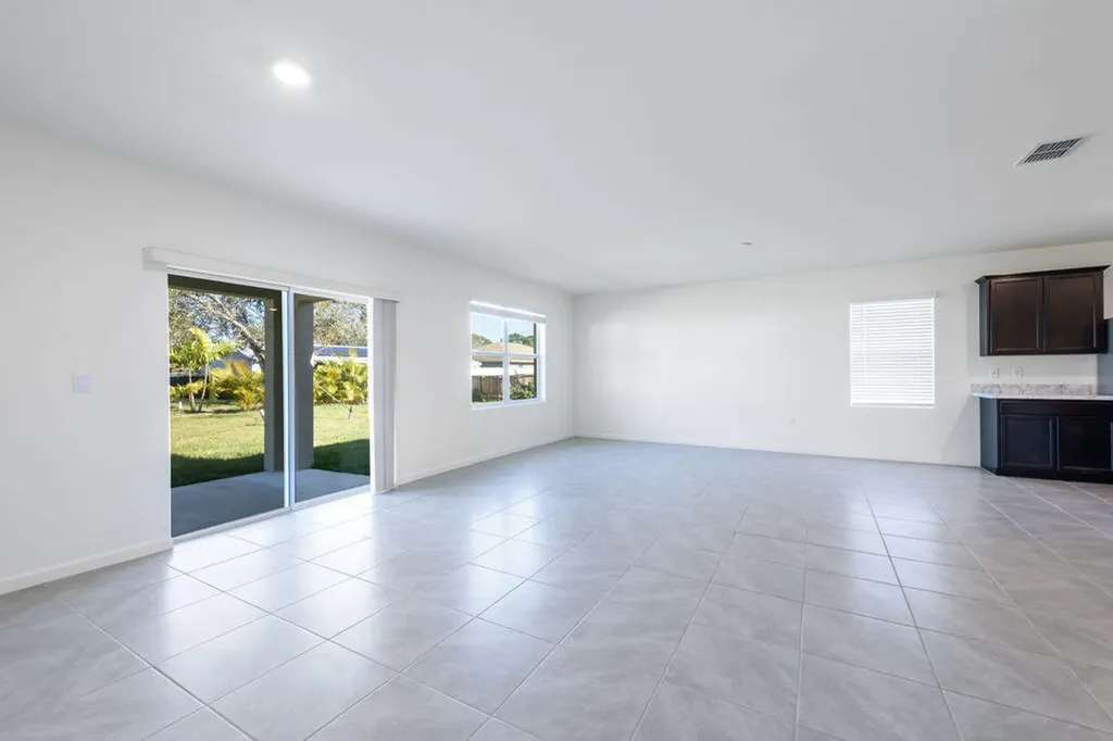 2525 SW Westfield Street Port St Lucie FL 34953