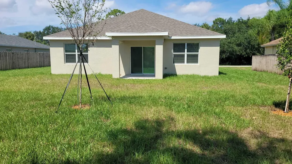2525 SW Westfield Street Port St Lucie FL 34953