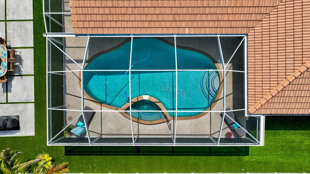 22052 Martella Avenue Boca Raton FL 33433