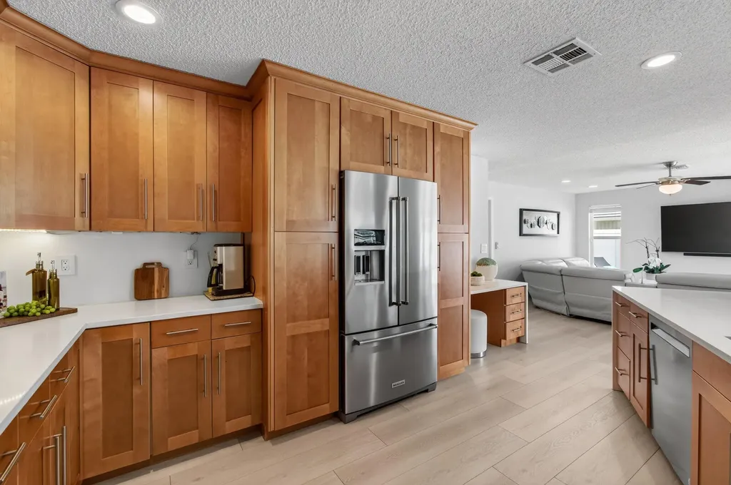 22052 Martella Avenue Boca Raton FL 33433