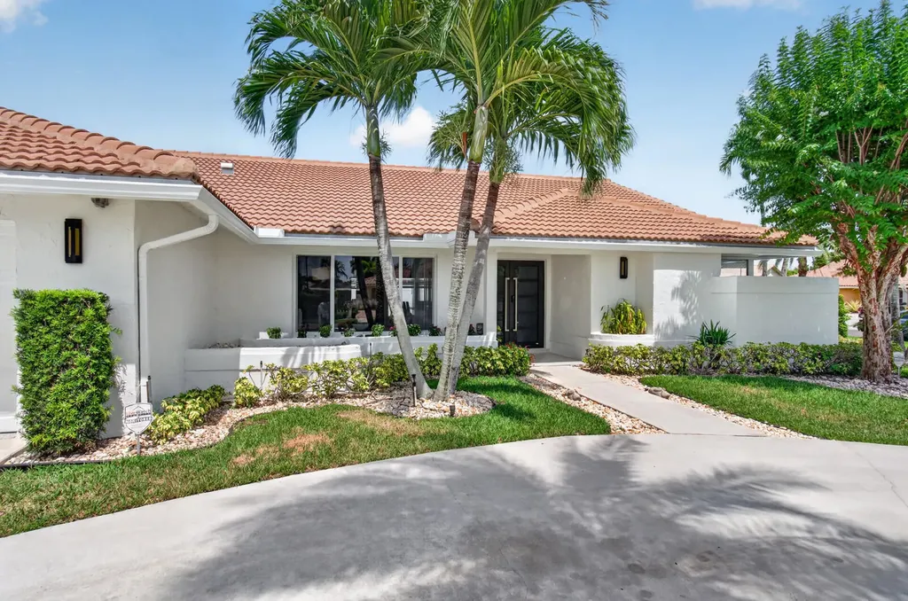 22052 Martella Avenue Boca Raton FL 33433