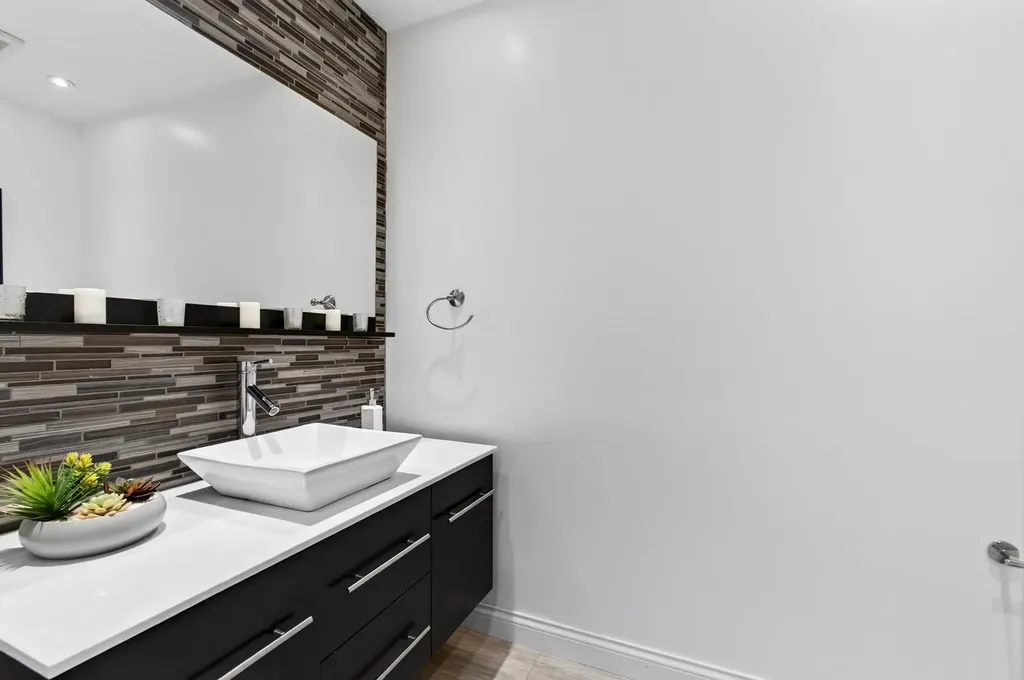 22052 Martella Avenue Boca Raton FL 33433