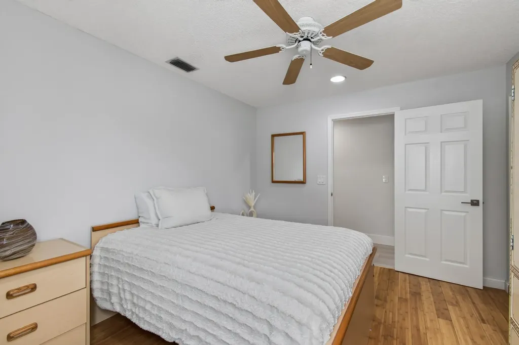 22052 Martella Avenue Boca Raton FL 33433