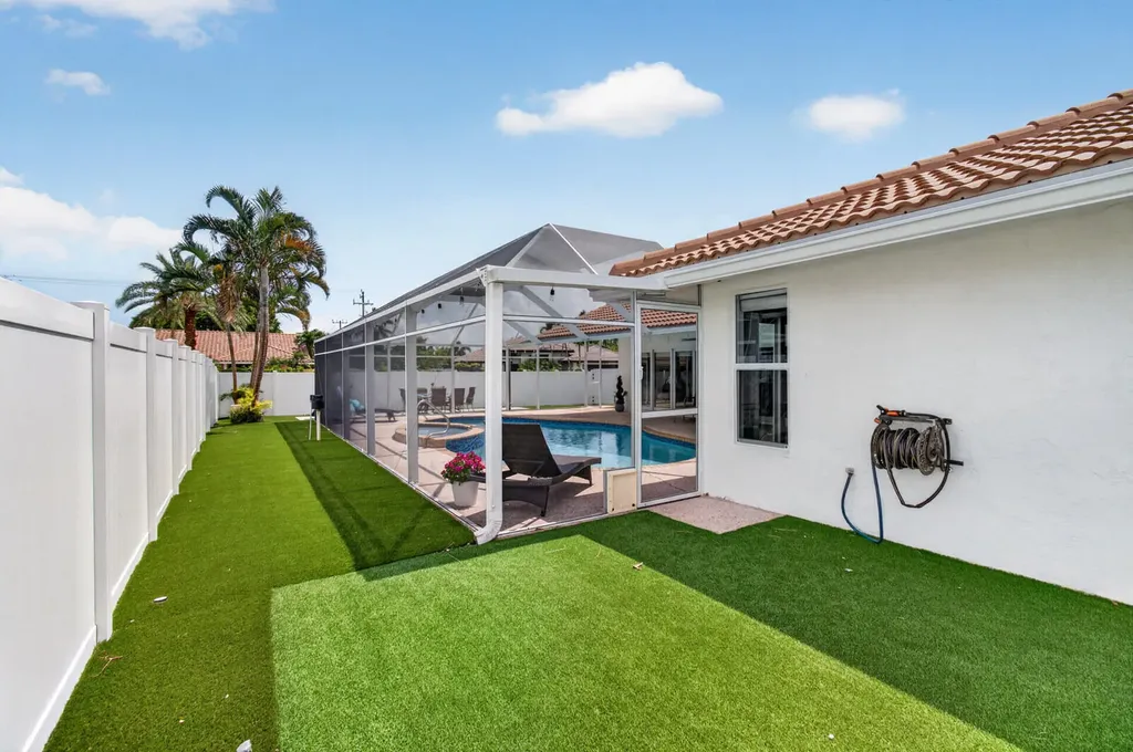 22052 Martella Avenue Boca Raton FL 33433