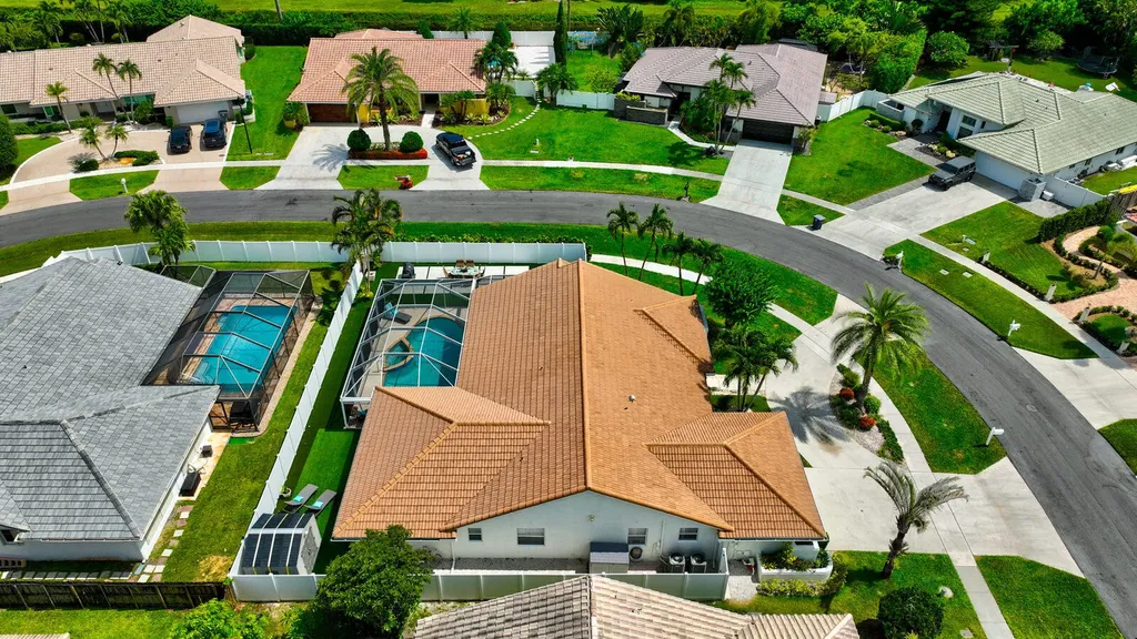 22052 Martella Avenue Boca Raton FL 33433