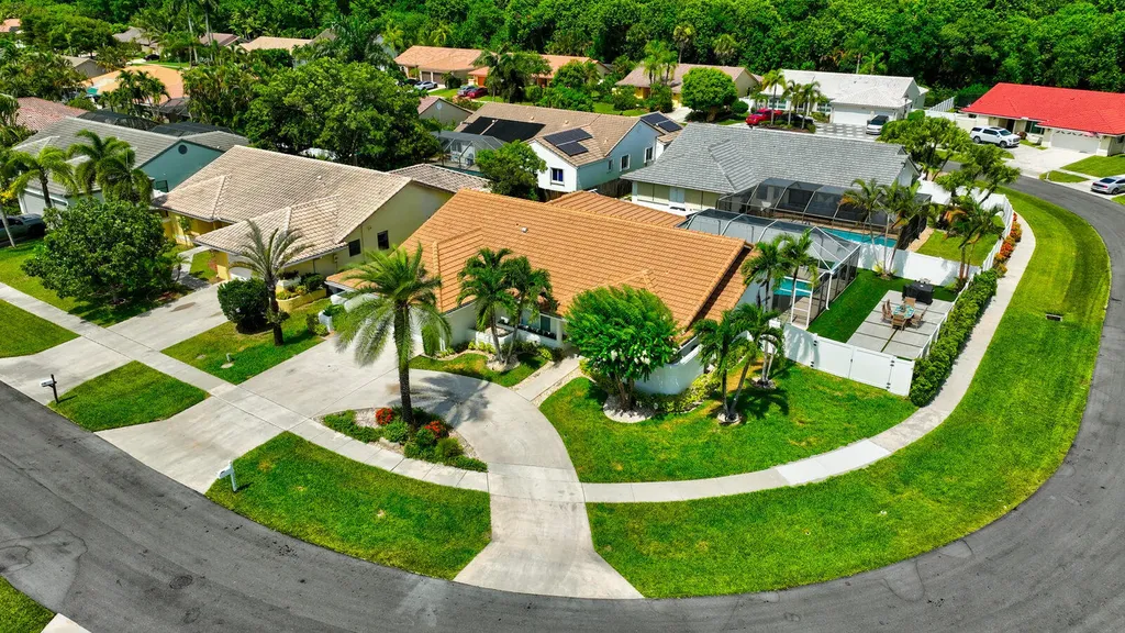 22052 Martella Avenue Boca Raton FL 33433