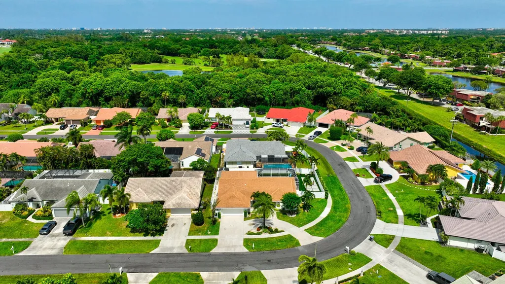 22052 Martella Avenue Boca Raton FL 33433