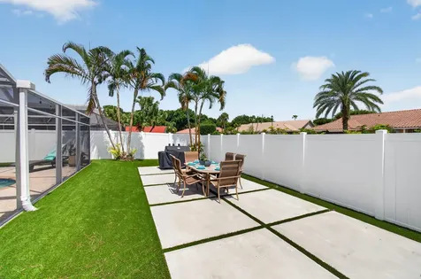 22052 Martella Avenue Boca Raton FL 33433