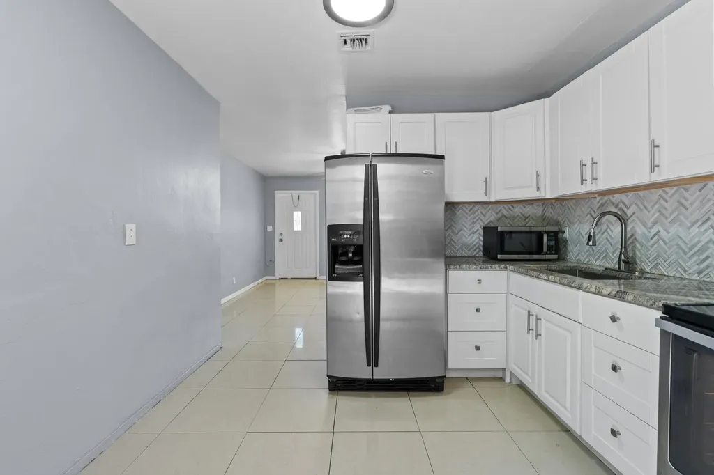 528 NE 20th Avenue NE Boynton Beach FL 33435