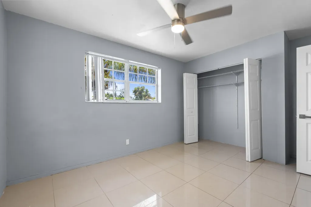 528 NE 20th Avenue NE Boynton Beach FL 33435