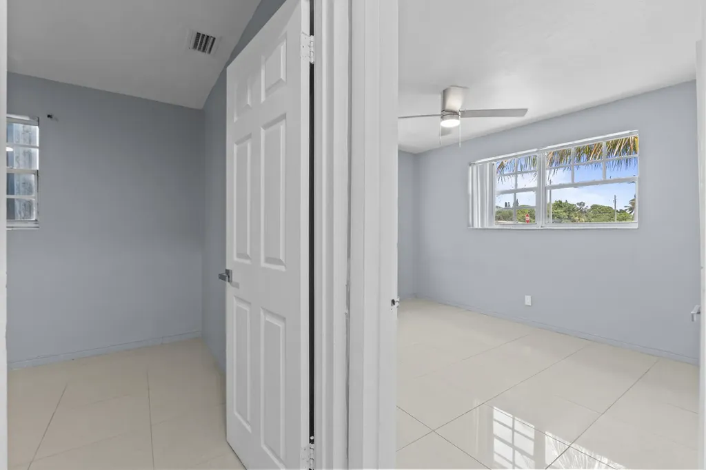 528 NE 20th Avenue NE Boynton Beach FL 33435