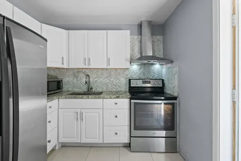 528 NE 20th Avenue NE Boynton Beach FL 33435