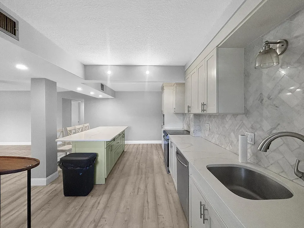 1291 SE Parkview Place Stuart FL 34994