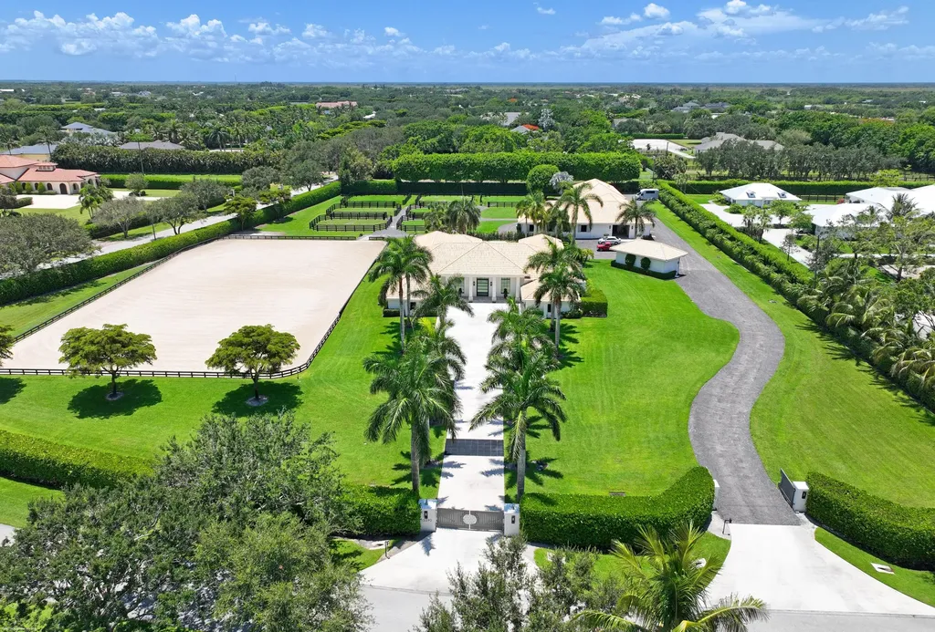 15590 Sea Mist Lane Wellington FL 33414