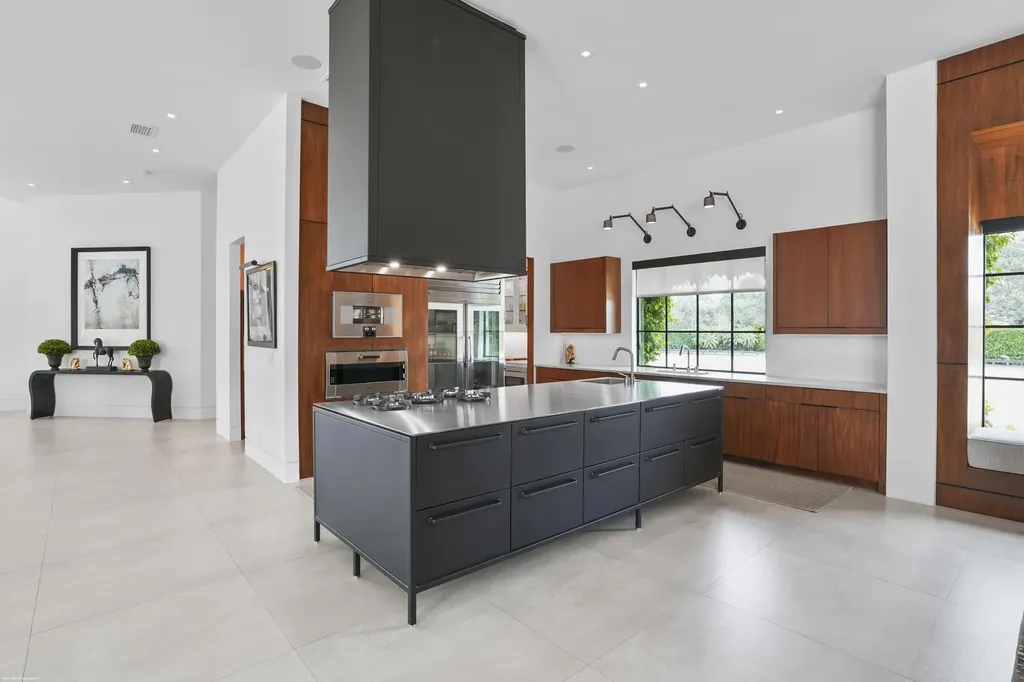 15590 Sea Mist Lane Wellington FL 33414