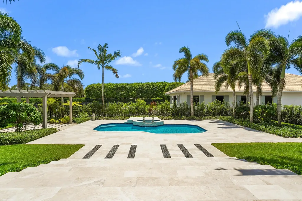 15590 Sea Mist Lane Wellington FL 33414