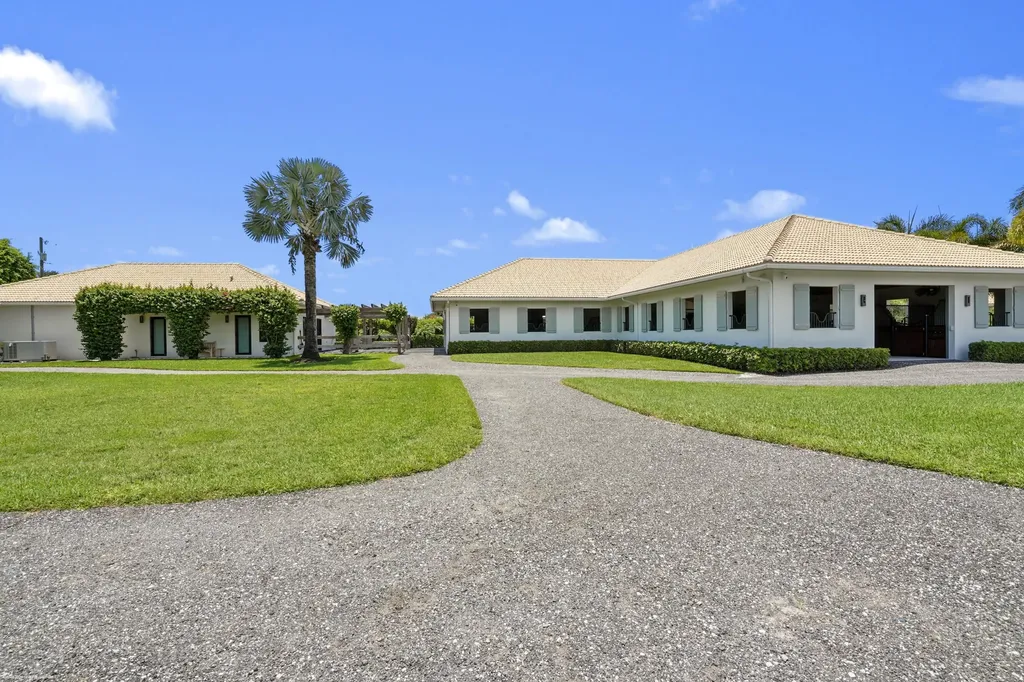 15590 Sea Mist Lane Wellington FL 33414