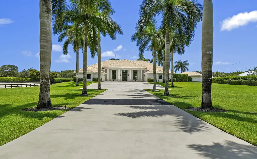 15590 Sea Mist Lane Wellington FL 33414