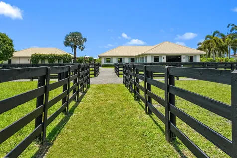 15590 Sea Mist Lane Wellington FL 33414