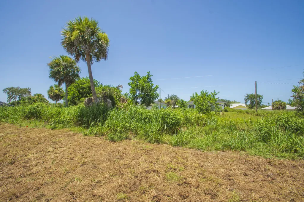 920 7th Place Vero Beach FL 32962