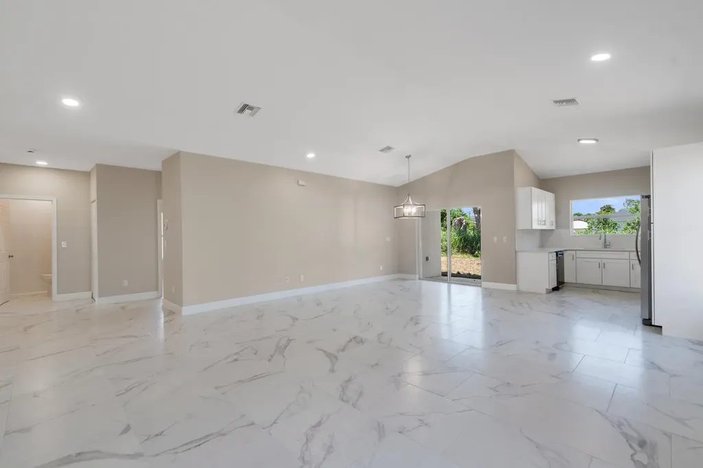 920 7th Place Vero Beach FL 32962