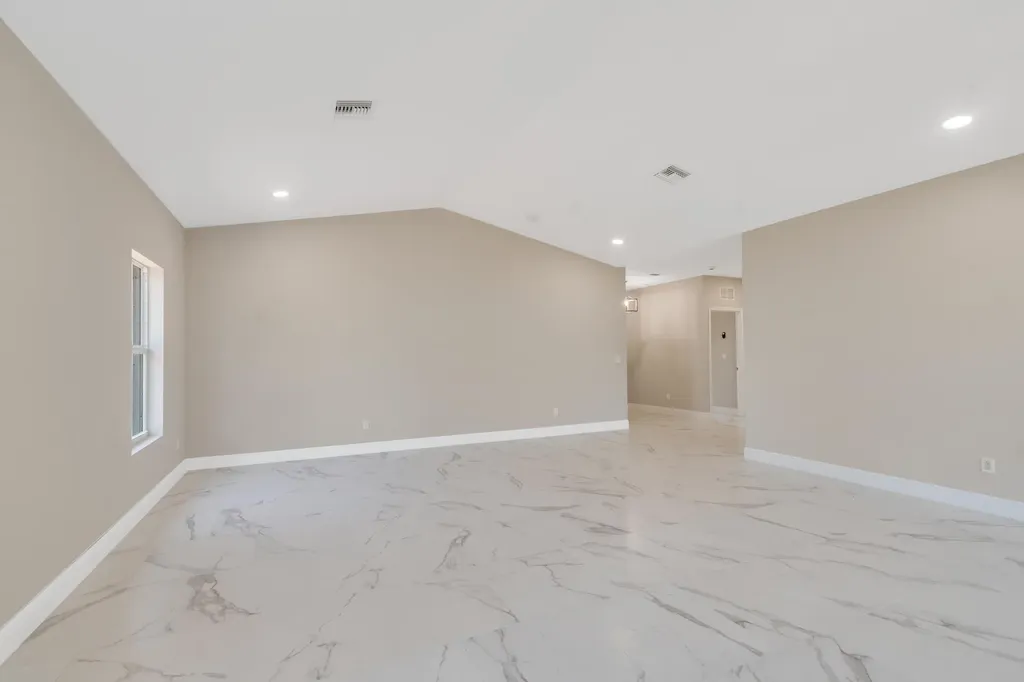 920 7th Place Vero Beach FL 32962