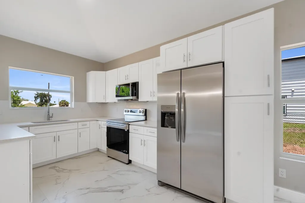 920 7th Place Vero Beach FL 32962