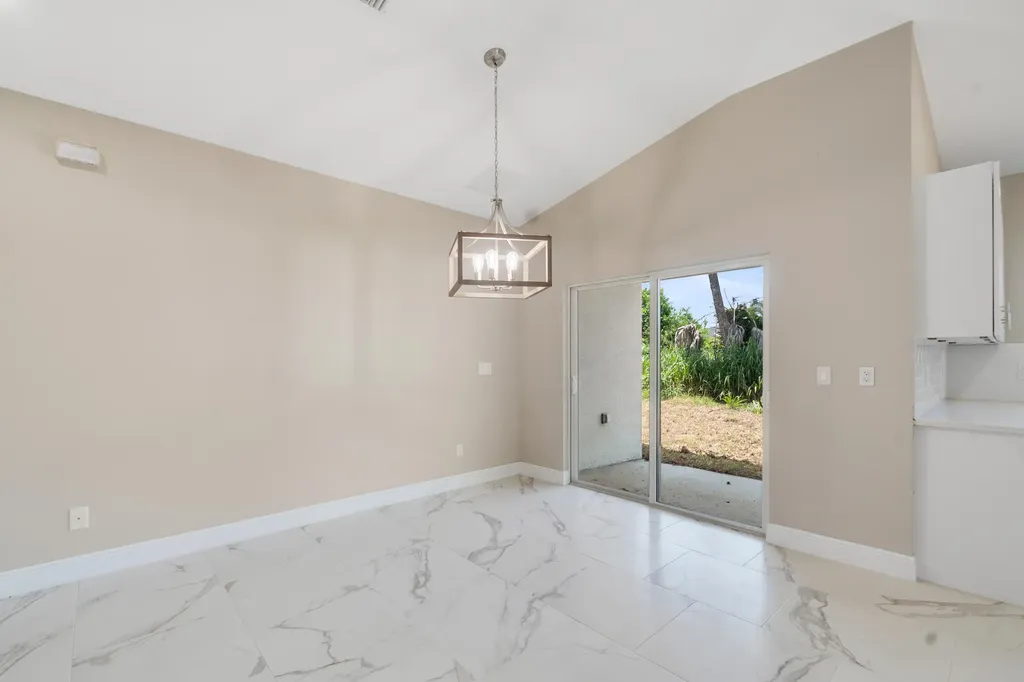 920 7th Place Vero Beach FL 32962