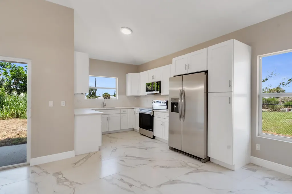 920 7th Place Vero Beach FL 32962