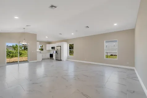 920 7th Place Vero Beach FL 32962