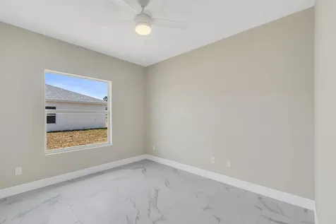 920 7th Place Vero Beach FL 32962