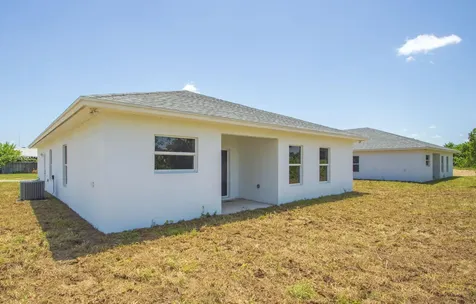 920 7th Place Vero Beach FL 32962