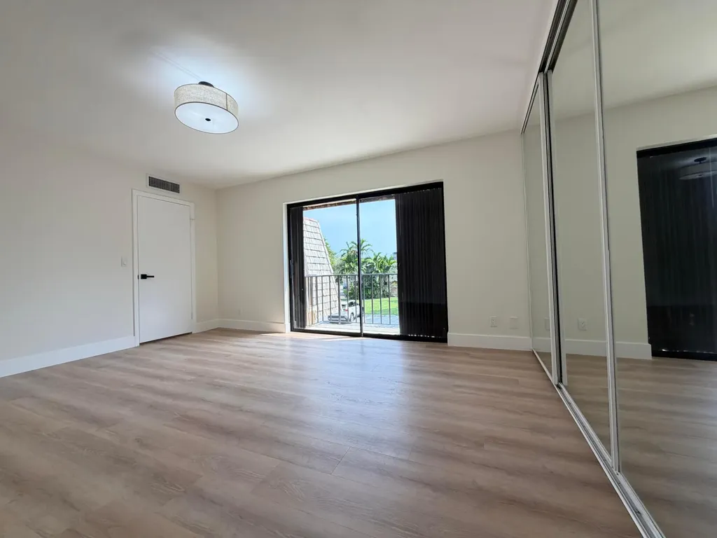 169 Lake Arbor Drive Palm Springs FL 33461