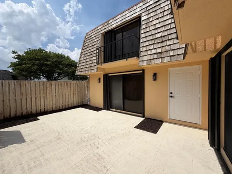 169 Lake Arbor Drive Palm Springs FL 33461