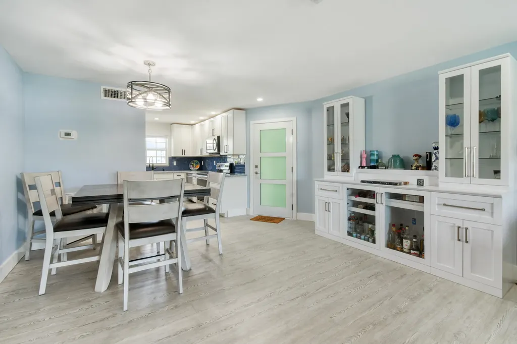 117 Lehane Terrace North Palm Beach FL 33408