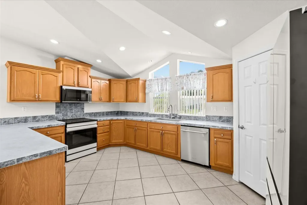 3408 Red Tailed Hawk Drive Port St Lucie FL 34952