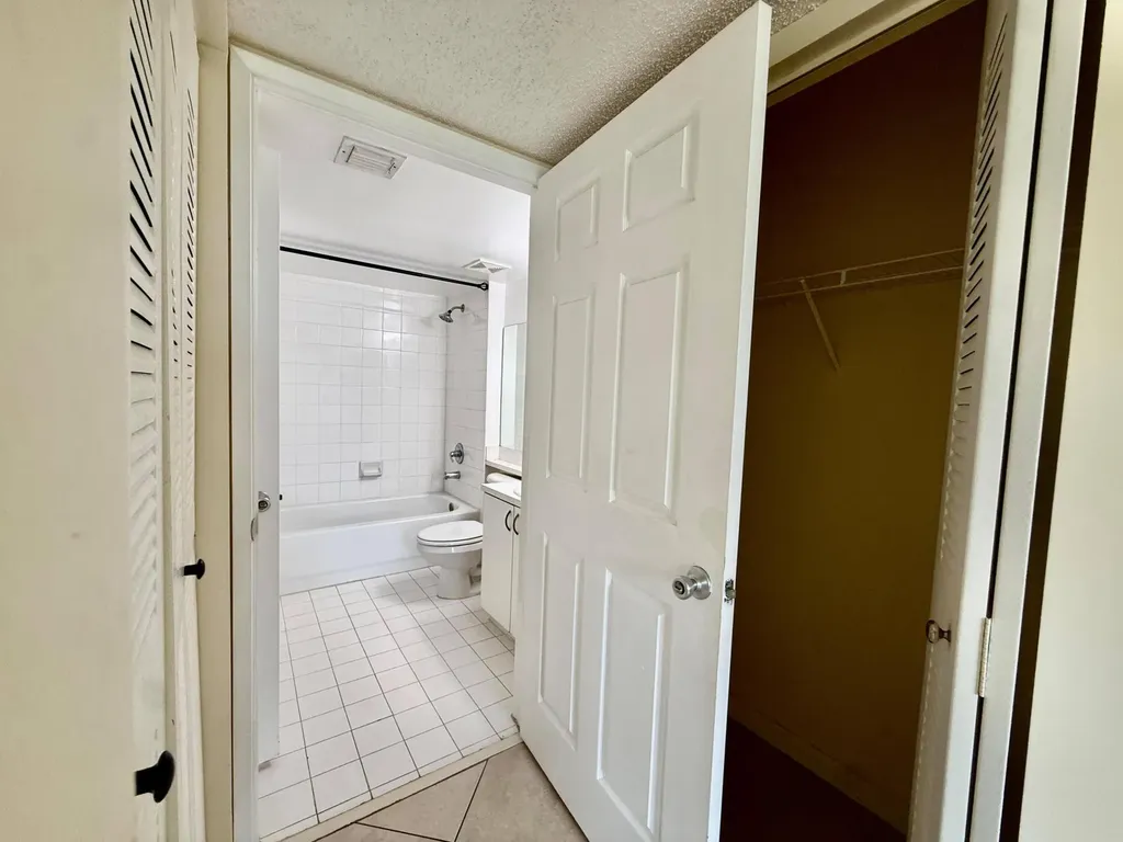 3840 Lyons Road Coconut Creek FL 33073