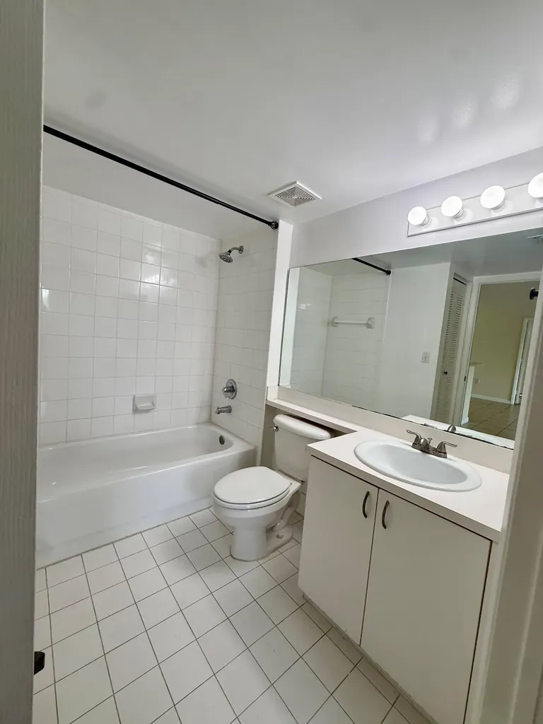 3840 Lyons Road Coconut Creek FL 33073