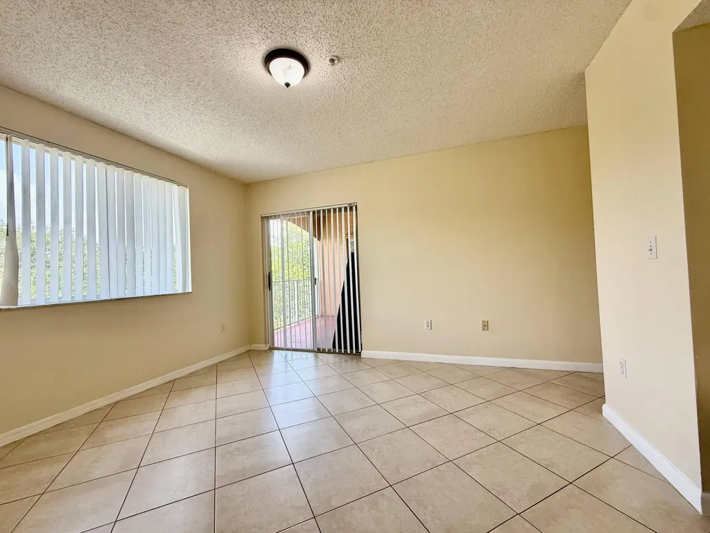3840 Lyons Road Coconut Creek FL 33073