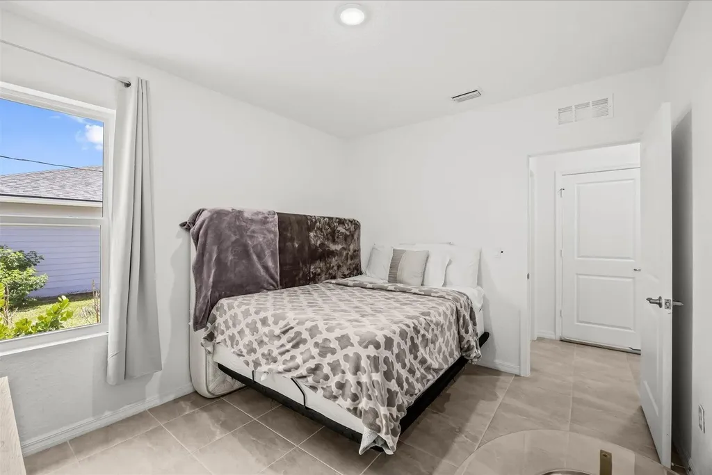 837 SW California Boulevard Port St Lucie FL 34953