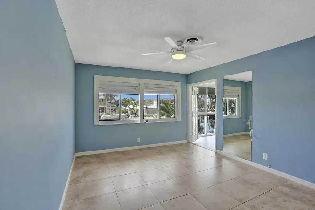 2400 NE 36th Street Lighthouse Point FL 33064