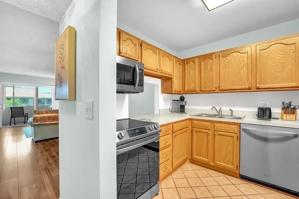 210 Lake Evelyn Drive West Palm Beach FL 33411
